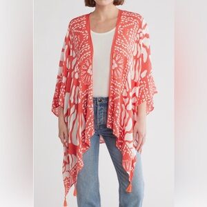 NEW! Vince Camuto Designer Coral and White Patterned Kimono OSFM